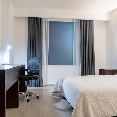 Fiesta Inn Тепік Екстер'єр фото