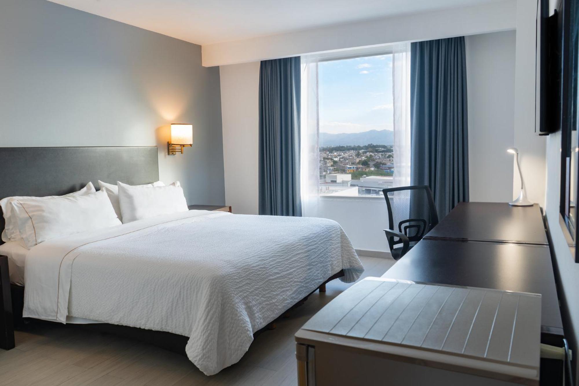 Fiesta Inn Тепік Екстер'єр фото