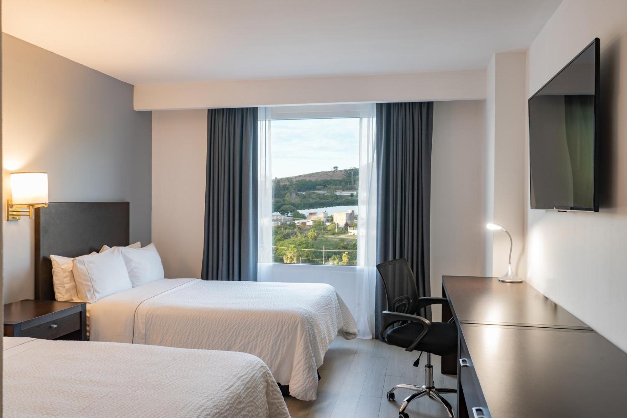 Fiesta Inn Тепік Екстер'єр фото